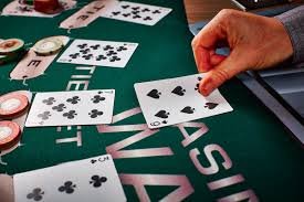 Sesi roulette langsung dengan dealer berpengalaman Meja roulette live Evolution Gaming dengan dealer profesional